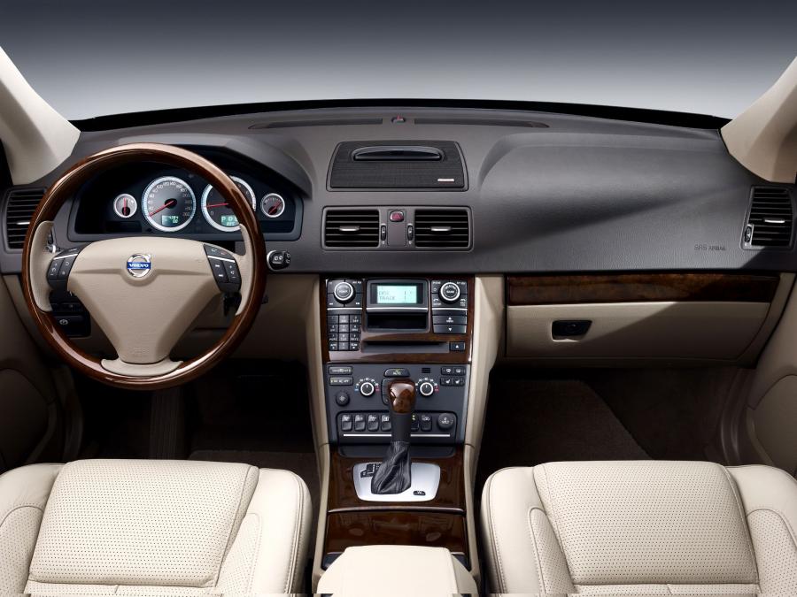  Volvo XC90 Executive 2008 года  (фото 7 из 9)